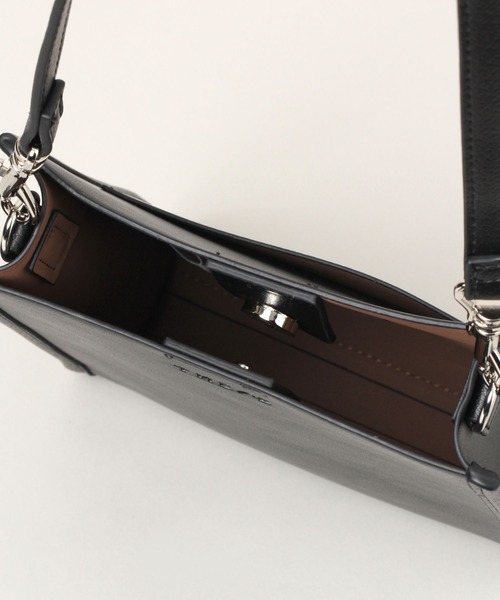 RAGEBLUE（レイジブルー）の「【THEIRB/ゼアーブ】シンセティックレザー/デコメタルスクエアショルダーバッグ（ショルダーバッグ・メンズ・ブラック・FREE）」の12枚目の写真