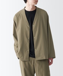 風を通すストレッチカーディガン