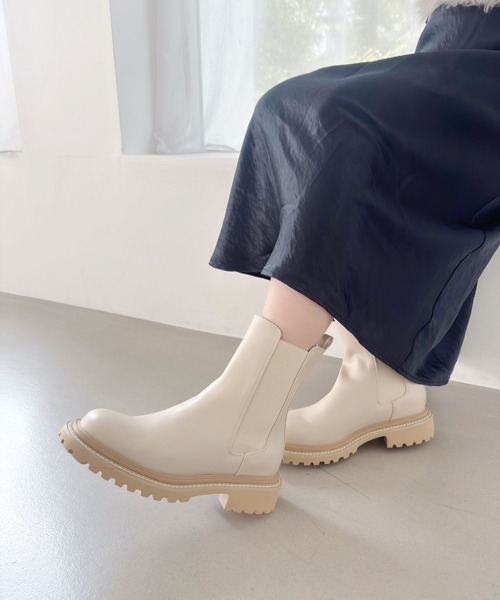 ORiental TRaffic(オリエンタルトラフィック)の「厚底 スクエアトゥ チェルシー ブーツ 31410(ブーツ・レディース・ブラウン/ブラック/ホワイト・LL/S/SS/L/3L/M)」の4枚目の写真