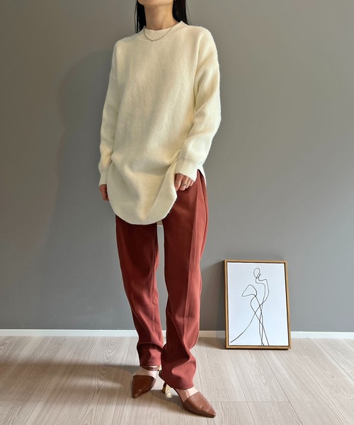 Jewelobe(ジュエローブ)の「ふわもち素材のカーブヘムオーバーニット(ニット/セーター・レディース・ブラック/ホワイト/グレー/ピンク/レッド・FREE)」の11枚目の写真