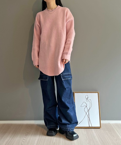 Jewelobe(ジュエローブ)の「ふわもち素材のカーブヘムオーバーニット(ニット/セーター・レディース・ブラック/ホワイト/グレー/ピンク/レッド・FREE)」の14枚目の写真