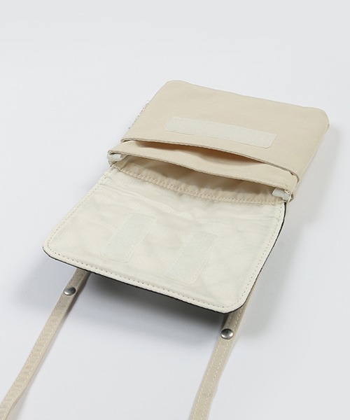 petit main（プティマイン）の「２ＷＡＹ移動ポケット（ショルダーバッグ・キッズ・アイボリー/ブラック・FREE）」の10枚目の写真