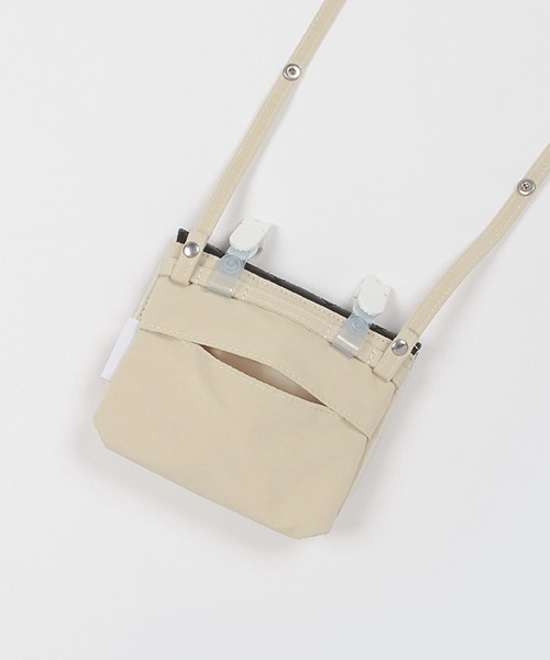 petit main（プティマイン）の「２ＷＡＹ移動ポケット（ショルダーバッグ・キッズ・アイボリー/ブラック・FREE）」の11枚目の写真
