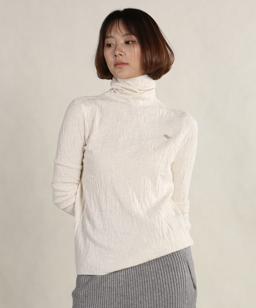 Mayree（メイリー）の「【AURORIA】ハイネックワッシャーニットトップス（ニット/セーター・レディース・ベージュ/ブルー/ホワイト/ブラック/ブラウン・FREE）」の2枚目の写真