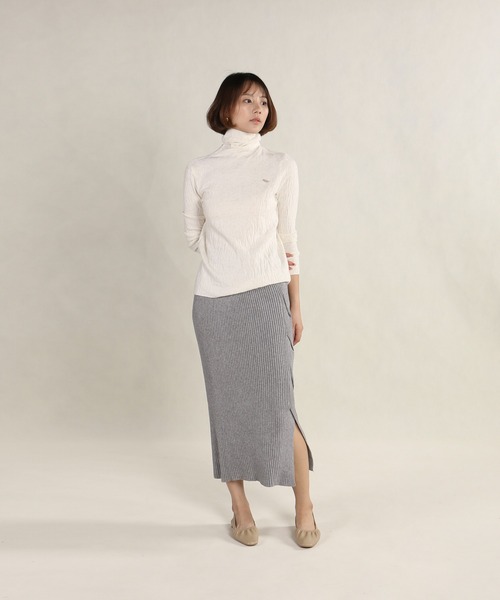 Mayree（メイリー）の「【AURORIA】ハイネックワッシャーニットトップス（ニット/セーター・レディース・ベージュ/ブルー/ホワイト/ブラック/ブラウン・FREE）」の9枚目の写真