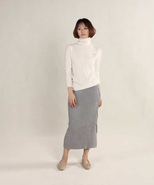 Mayree（メイリー）の「【AURORIA】ハイネックワッシャーニットトップス（ニット/セーター・レディース・ベージュ/ブルー/ホワイト/ブラック/ブラウン・FREE）」の11枚目の写真