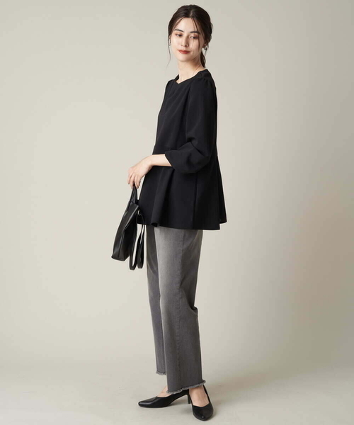 a.v.v（アーヴェヴェ）の「ストレートデニム（デニムパンツ・レディース・ブルー/チャコールグレー・38/40/42/36/34）」の11枚目の写真