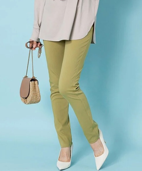 BELLUNA PLUS（ベルーナ）の「美ストレッチ素材レギンスパンツ股下７３ｃｍ（その他パンツ・レディース・ブラック/ライトベージュ/イエロー/ブルー系/ローズ/モスグリーン/インディゴブルー/ブラック系2/ケミカルウォッシュ/ブルー系その他/オフホワイト/ピンク/パープル系/レモンイエロー/ブルー系その他2/ワイン/イエロー系その他2/ベージュ系その他2/グリーン系その他/ライトイエロー系/アイボリー/ミント/モカ/テラコッタ・SMALL/MEDIUM/LARGE/X-LARGE）」の21枚目の写真