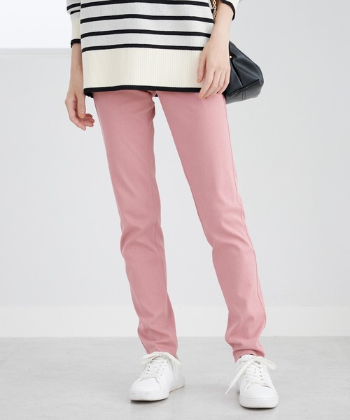 BELLUNA PLUS（ベルーナ）の「美ストレッチ素材レギンスパンツ股下７３ｃｍ（その他パンツ・レディース・ブラック/ライトベージュ/イエロー/ブルー系/ローズ/モスグリーン/インディゴブルー/ブラック系2/ケミカルウォッシュ/ブルー系その他/オフホワイト/ピンク/パープル系/レモンイエロー/ブルー系その他2/ワイン/イエロー系その他2/ベージュ系その他2/グリーン系その他/ライトイエロー系/アイボリー/ミント/モカ/テラコッタ・SMALL/MEDIUM/LARGE/X-LARGE）」の22枚目の写真