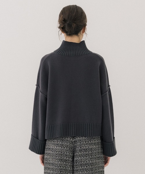 PUBLIC TOKYO（パブリックトウキョウ）の「【完売間近】ショートヘムリブニット（ニット/セーター・レディース・サックスブルー/パープル/ダークグレー/アイボリー/ホワイト/ピンク・FREE）」の11枚目の写真