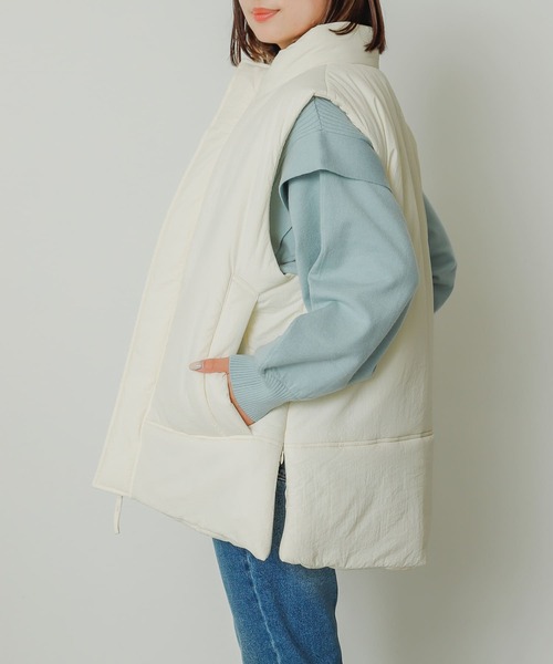 SENSE OF PLACE by URBAN RESEARCH（センスオブプレイスバイアーバンリサーチ）の「スタンドカラーパフベスト（ダウンベスト・レディース・アイボリー/ブラック・ONE）」の19枚目の写真