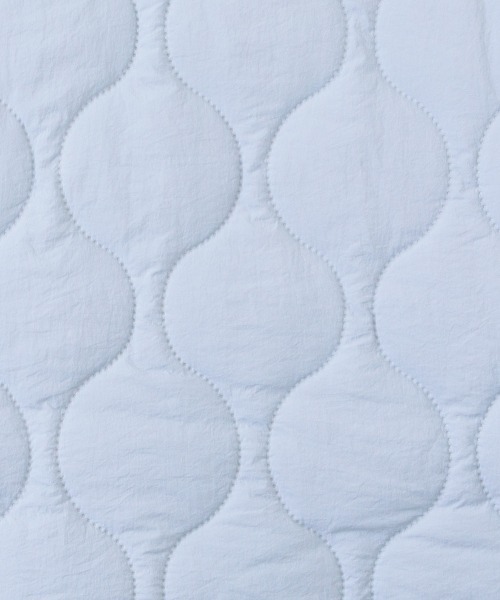 Ada.(エイダ)の「軽く羽織れるあったかもこもこ裏地◎ ステンカラー 中綿 キルティング パファージャケット(ブルゾン・レディース・ブラック/ライトブルー/ベージュ/オフホワイト/カーキ・L/M)」の17枚目の写真