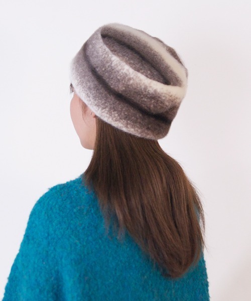 polcadot(ポルカドット)の「RUSSIAN FUR TOQUE/ロシアン ファー トーク(ニットキャップ/ビーニー・レディース・ブラウン/アイボリー・FREE)」の13枚目の写真