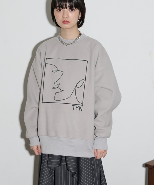 THE YOn(ザヨン)の「アート刺繍ブラッシュドジャージープルオーバー(スウェット・レディース・グレー/イエロー/チャコールグレー/アイボリー・FREE)」の8枚目の写真