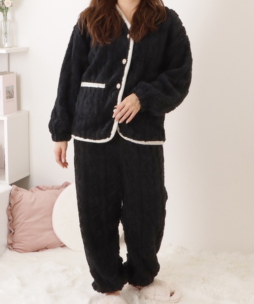 Lace Ladies（レースレディース）の「パールボタンケーブル柄ふわもこルームセット（ルームウェア/パジャマ・レディース・ブラック/ラベンダー/ブルー/ホワイト/ピンク・M/XL）」の18枚目の写真