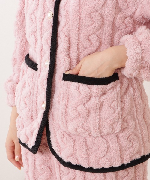 Lace Ladies（レースレディース）の「パールボタンケーブル柄ふわもこルームセット（ルームウェア/パジャマ・レディース・ブラック/ラベンダー/ブルー/ホワイト/ピンク・M/XL）」の8枚目の写真