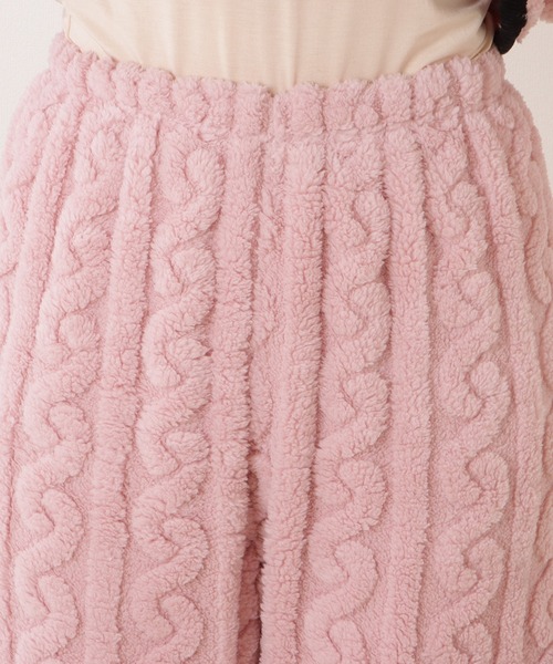Lace Ladies（レースレディース）の「パールボタンケーブル柄ふわもこルームセット（ルームウェア/パジャマ・レディース・ブラック/ラベンダー/ブルー/ホワイト/ピンク・M/XL）」の9枚目の写真