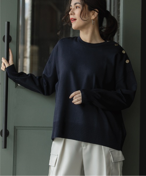 OPAQUE.CLIP（オペークドットクリップ）の「◆≪6color≫ ボタンショルダーニットプルオーバー【洗濯機洗い可／抗ピリング】（ニット/セーター・レディース・ホワイト系/グレー/グリーン/ブルー系その他/ホワイト系その他3/オレンジ・38/36/40/42/34）」の5枚目の写真