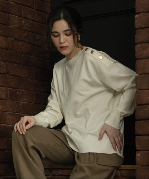 OPAQUE.CLIP（オペークドットクリップ）の「◆≪6color≫ ボタンショルダーニットプルオーバー【洗濯機洗い可／抗ピリング】（ニット/セーター・レディース・ホワイト系/グレー/グリーン/ブルー系その他/ホワイト系その他3/オレンジ・38/36/40/42/34）」の11枚目の写真