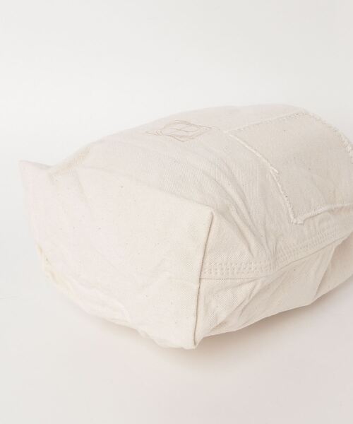 hobo(ホーボー)の「【hobo / ホーボー】ROLL TOP BAG DUCK CANVAS VINTAGE WASH(ハンドバッグ・メンズ・ナチュラル・FREE)」の6枚目の写真