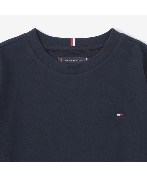 TOMMY HILFIGER（トミーヒルフィガー）の「BOYS エッセンシャルロゴロングスリーブTシャツ（Tシャツ/カットソー・キッズ・ホワイト/ネイビー・160cm/100cm/120cm/90cm/160-165cm/140cm/150cm/110cm/130cm/70cm/80ｃｍ）」の5枚目の写真