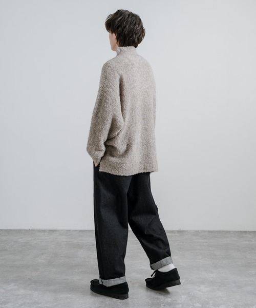 Rocky Monroe(ロッキーモンロー)の「オーバーサイズループヤーンハーフネックニット(ニット/セーター・メンズ・グレイッシュベージュ/ブラック/ブルー/ブラウン/グレー/ナチュラル・M/L)」の21枚目の写真
