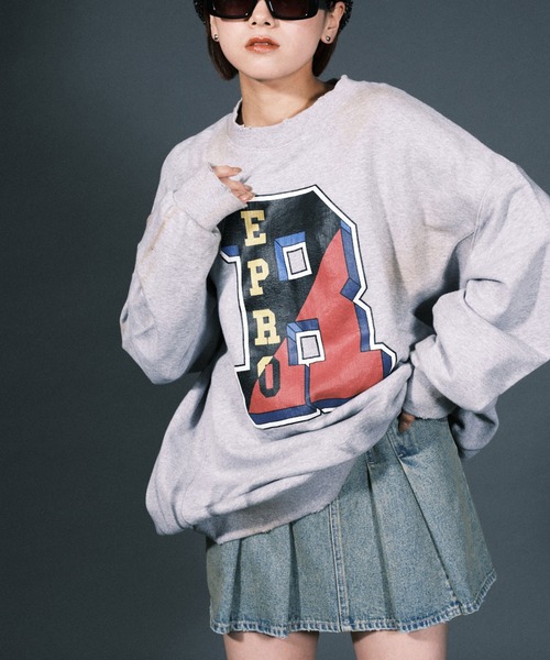 RePRODUCTION LABEL(リプロダクションレーベル)の「【ユニセックス】【RePRODUCTION LABEL / リプロダクションレーベル】カレッジロゴスウェット(スウェット・レディース・ブラック/グレー・FREE)」の14枚目の写真
