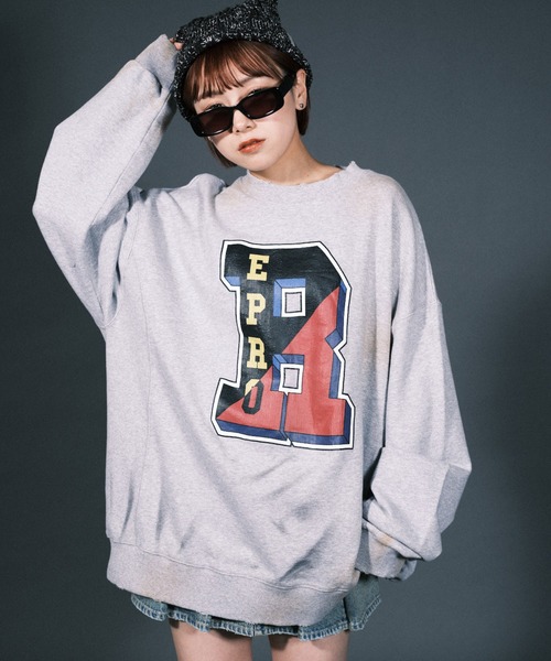 RePRODUCTION LABEL(リプロダクションレーベル)の「【ユニセックス】【RePRODUCTION LABEL / リプロダクションレーベル】カレッジロゴスウェット(スウェット・レディース・ブラック/グレー・FREE)」の15枚目の写真