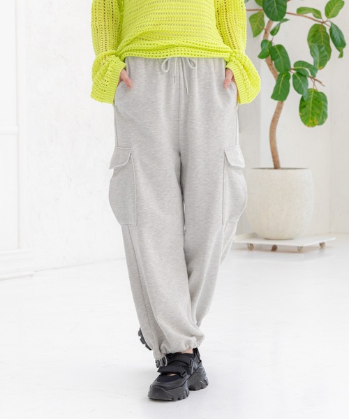LAKOLE（ラコレ）の「スウェットカーゴパンツ / 106451（スウェットパンツ・レディース・ヘザーグレー/オートミール・SMALL/MEDIUM）」の2枚目の写真