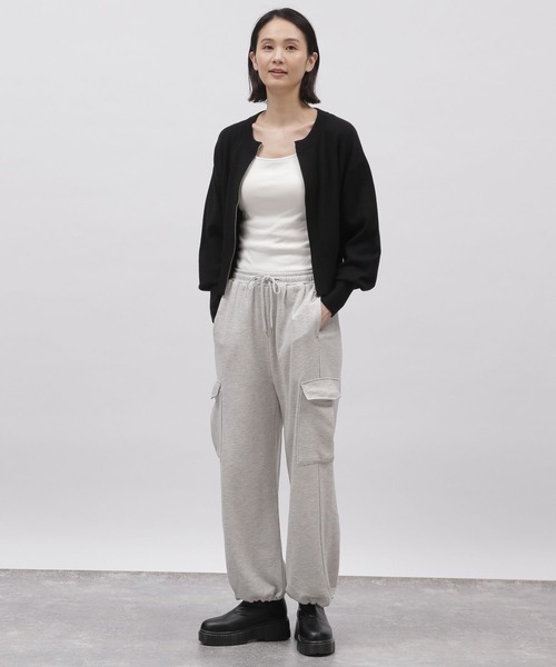 LAKOLE（ラコレ）の「スウェットカーゴパンツ / 106451（スウェットパンツ・レディース・ヘザーグレー/オートミール・SMALL/MEDIUM）」の4枚目の写真