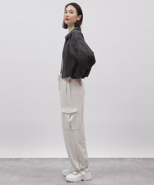 LAKOLE（ラコレ）の「スウェットカーゴパンツ / 106451（スウェットパンツ・レディース・ヘザーグレー/オートミール・SMALL/MEDIUM）」の18枚目の写真
