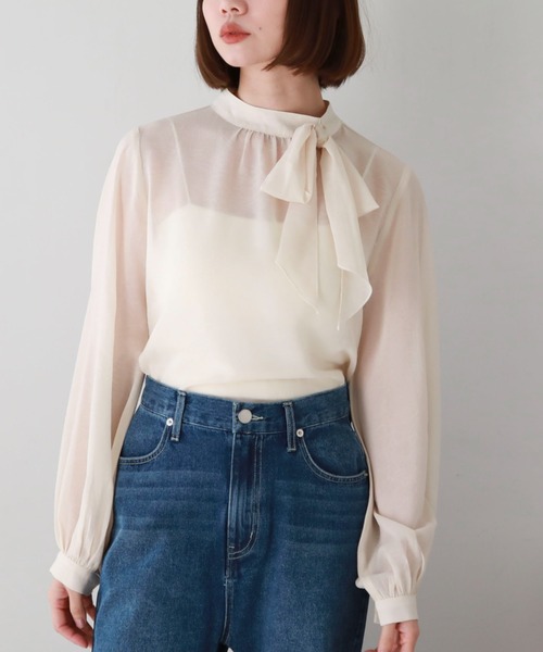 archives（アルシーヴ）の「エアリーアシメボウタイブラウス（シャツ/ブラウス・レディース・グレー/ブラック/アイボリー・MEDIUM）」の4枚目の写真