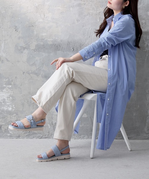 HIMIKO(ヒミコ)の「【HIMIKO】キルティングスタッズサンダル/641223(サンダル・レディース・ブラック/アイボリー/ブルー・22.0cm/22.5cm/23.0cm/23.5cm/24.0cm/24.5cm/25.0cm/25.5cm/26.0cm/26.5cm/21.5cm)」の10枚目の写真