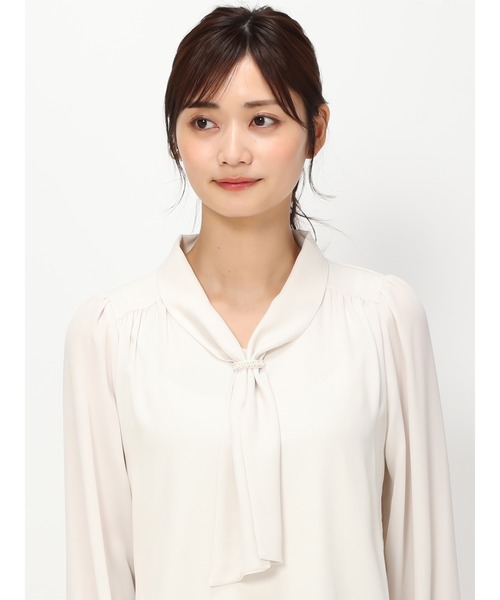 MISCH MASCH（ミッシュマッシュ）の「■2024春夏新作■パールボウタイカバーリングブラウス/MM418102（シャツ/ブラウス・レディース・ブラック/ベージュ/ラベンダー/ホワイト・ﾌﾘ-）」の8枚目の写真