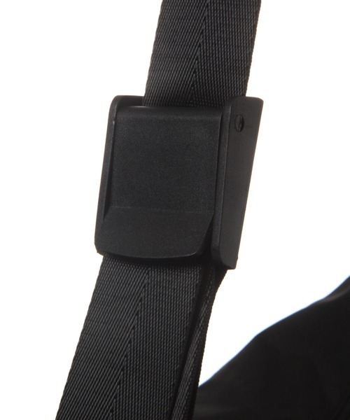 LAKOLE（ラコレ）の「ポケットショルダーBAG / 105055（ショルダーバッグ・メンズ・ブラック/グリーン/サンドグレー・FREE）」の14枚目の写真