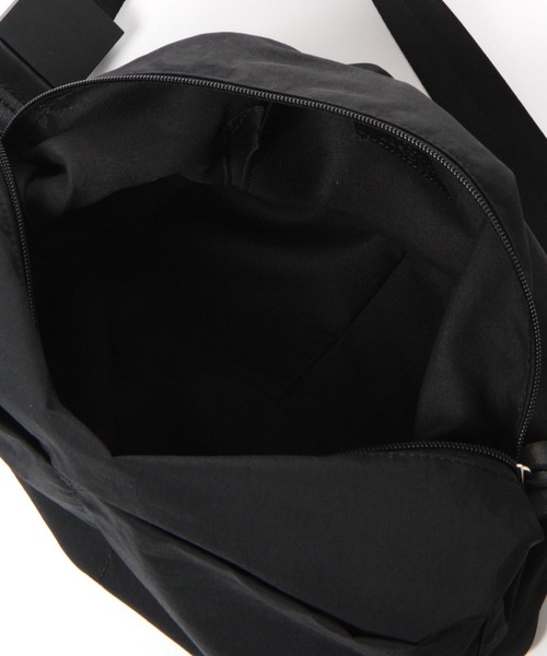 LAKOLE（ラコレ）の「ポケットショルダーBAG / 105055（ショルダーバッグ・メンズ・ブラック/グリーン/サンドグレー・FREE）」の6枚目の写真