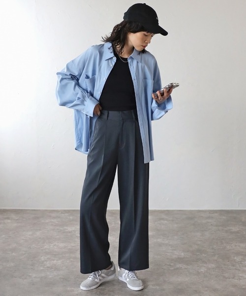 COMMRE（コムル）の「ダブルポケットオーバーシャツ（シャツ/ブラウス・レディース・ホワイト/ピンク/サックスブルー/チャコールグレー・FREE）」の3枚目の写真