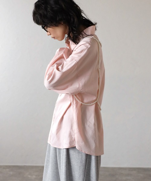 COMMRE（コムル）の「ダブルポケットオーバーシャツ（シャツ/ブラウス・レディース・ホワイト/ピンク/サックスブルー/チャコールグレー・FREE）」の13枚目の写真