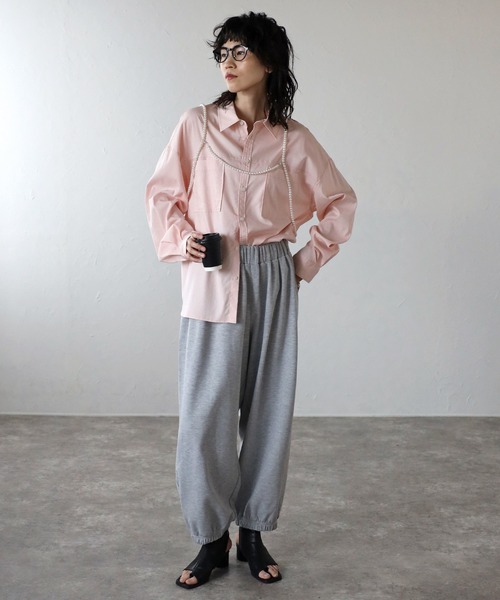 COMMRE（コムル）の「ダブルポケットオーバーシャツ（シャツ/ブラウス・レディース・ホワイト/ピンク/サックスブルー/チャコールグレー・FREE）」の17枚目の写真