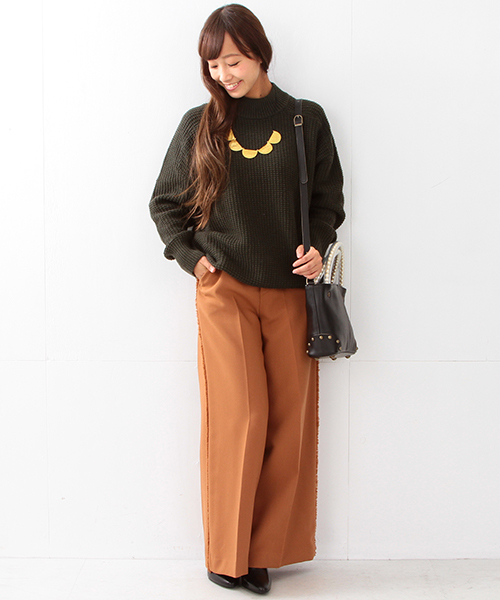 Ray BEAMS（レイビームス）の「■Ray BEAMS / 5G ビッグシルエット クルーネック ニット（ニット/セーター・レディース・オフホワイト/ライトブラウン/ダークグリーン・ONE SIZE）」の19枚目の写真