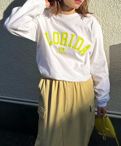mi via loca(ミヴィアロカ)の「GILDAN 発泡プリントFLORIDAカレッジロゴロンT 【PT NO. MVL025 ※2A】(Tシャツ/カットソー・レディース・ブラック/オフホワイト/オートミール/ホワイト系その他・MEDIUM/X-LARGE)」の11枚目の写真