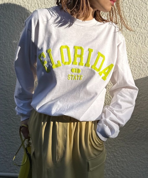 mi via loca(ミヴィアロカ)の「GILDAN 発泡プリントFLORIDAカレッジロゴロンT 【PT NO. MVL025 ※2A】(Tシャツ/カットソー・レディース・ブラック/オフホワイト/オートミール/ホワイト系その他・MEDIUM/X-LARGE)」の8枚目の写真