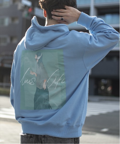 SUGGESTION(サジェッション)の「SUGGESTION エモ系グラフィックPT裏毛プルパーカー(パーカー・メンズ・オフホワイト/ライトブルー/ブラック・L/M)」の1枚目の写真