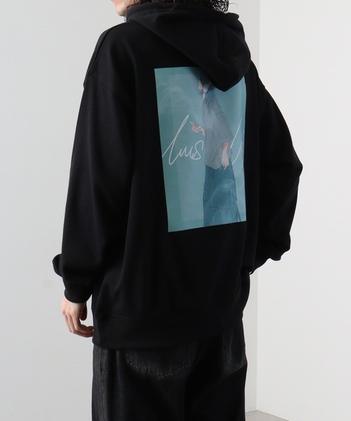 SUGGESTION(サジェッション)の「SUGGESTION エモ系グラフィックPT裏毛プルパーカー(パーカー・メンズ・オフホワイト/ライトブルー/ブラック・L/M)」の12枚目の写真