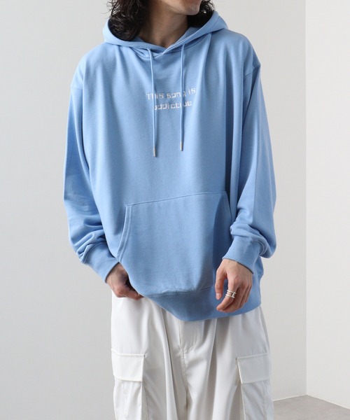 SUGGESTION(サジェッション)の「SUGGESTION エモ系グラフィックPT裏毛プルパーカー(パーカー・メンズ・オフホワイト/ライトブルー/ブラック・L/M)」の4枚目の写真