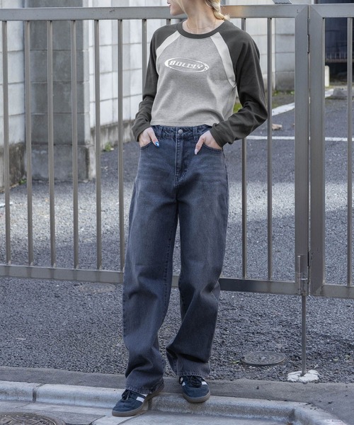 3.3 Field Trip (3.3フィールドトリップ)の「3.3 Field Trip/メタルロゴラグラン長袖Tシャツ 2105604(Tシャツ/カットソー・レディース・ホワイト/グレー・FREE)」の1枚目の写真