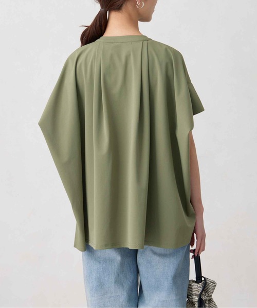 Chez toi(シェトワ)の「360度ストレッチショルダータックプルオーバー(シャツ/ブラウス・レディース・オフホワイト/ブラック/カーキ・FREE)」の19枚目の写真