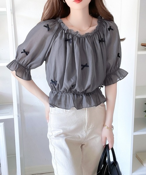 mily bilet(ミウィビレット)の「【mily bilet】主役級に映える大人ガーリーitem。シアーシャイニーリボン付きブラウス(シャツ/ブラウス・レディース・アイボリー/チャコールグレー/ライトグレー・LARGE/MEDIUM/SMALL/X-LARGE)」の10枚目の写真