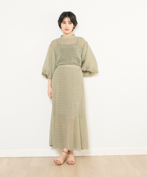 INED CLARO（イネドクラロ）の「ジオメトリックプリントスカート【セットアップ対応】（スカート・レディース・グレー/ベージュ/グリーン・フリー）」の4枚目の写真