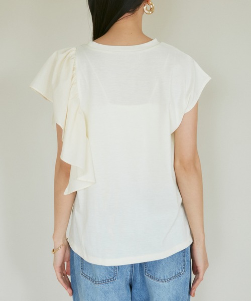 VIS（ビス）の「【SET】サッシュ付きフリルドッキングプルオーバー（Tシャツ/カットソー・レディース・ホワイト/ベージュ/スミクロ・FREE）」の5枚目の写真